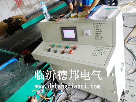 PLC、觸摸屏控制系統(tǒng)207